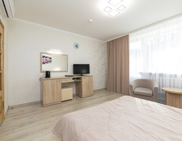 Повышенной комфортности 1-местный Junior suit корпус Главный - Санаторий «Рассвет-Любань» Беларусь